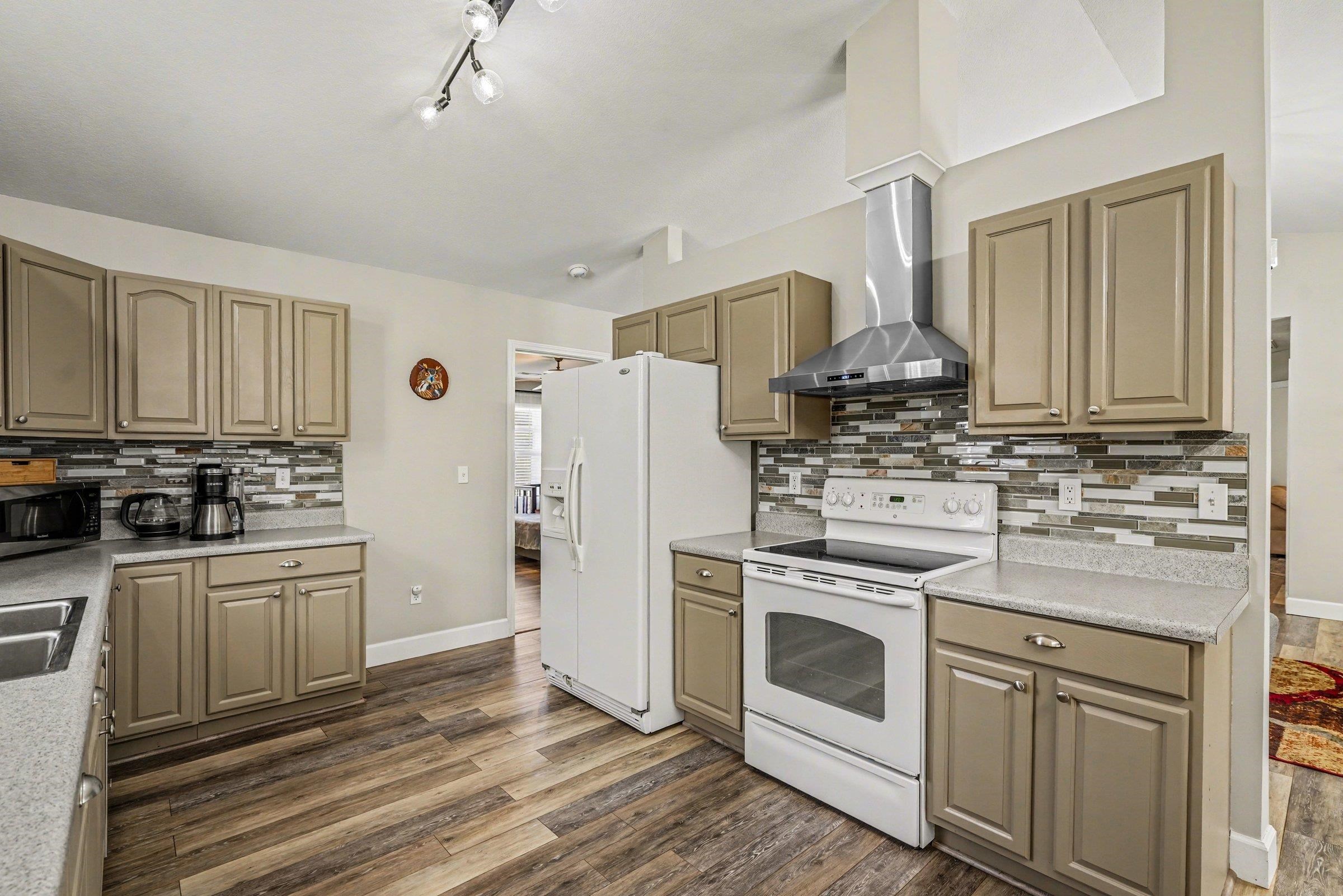 502 Pleasant Green Drive Inman, SC 29349 - Photo 12 of 32