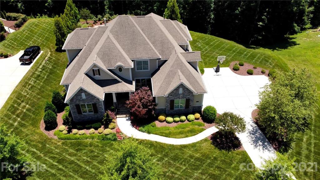 18130 Shearer Road Davidson, NC 28036 - Photo 1 of 46 Gallery Image 1