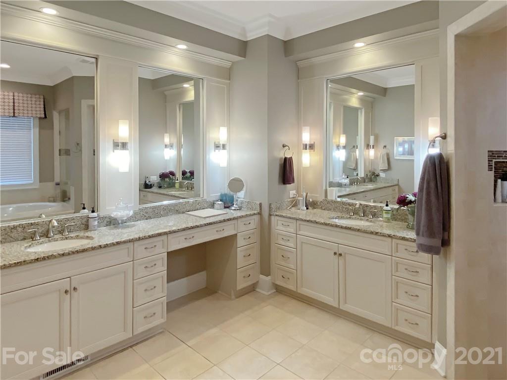 18130 Shearer Road Davidson, NC 28036 - Photo 27 of 46 Gallery Image 27