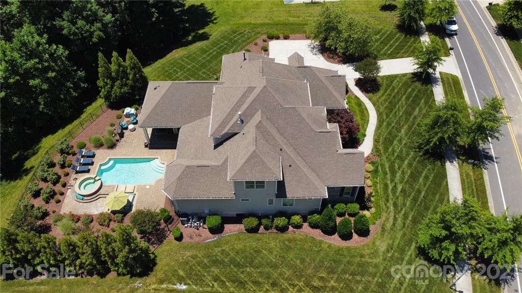 18130 Shearer Road Davidson, NC 28036 - Photo 4 of 46 Gallery Image 4
