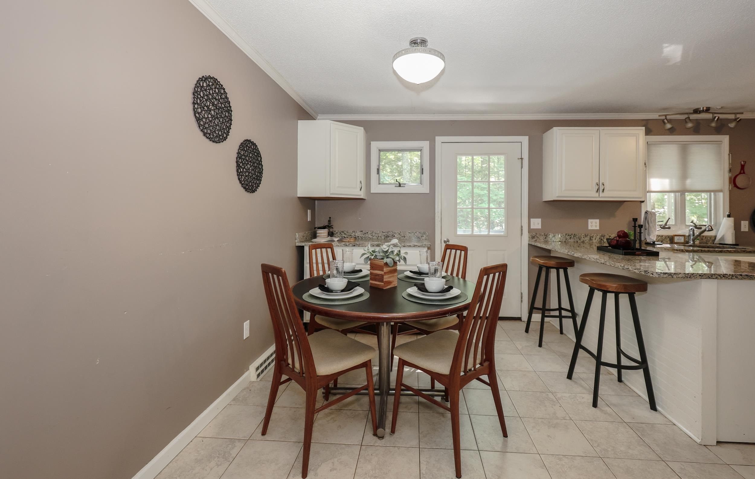 105 Kilrea Road Derry, NH 03038 - Photo 13 of 28