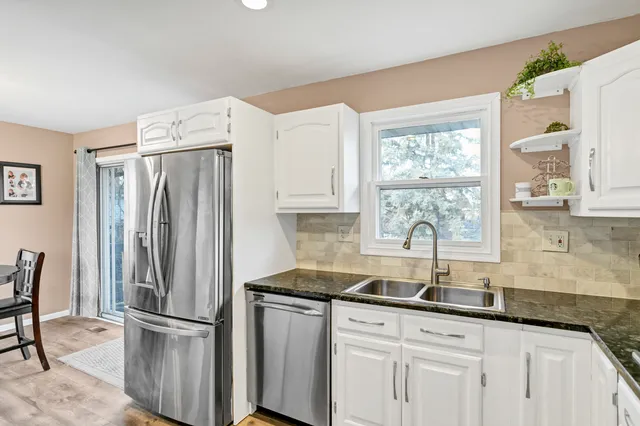 $339,900 | 103 Fir Street, Lake In The Hills, IL 60156