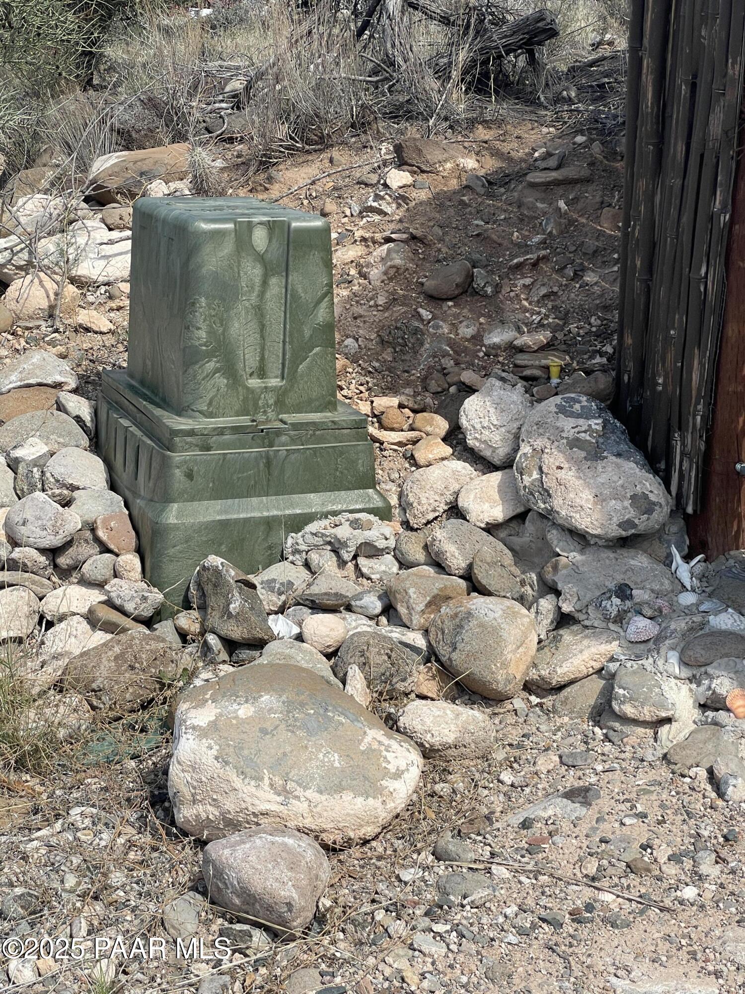 4701 North Valancius Way Rimrock, AZ 86335 - Photo 6 of 35 a closeup of a sink