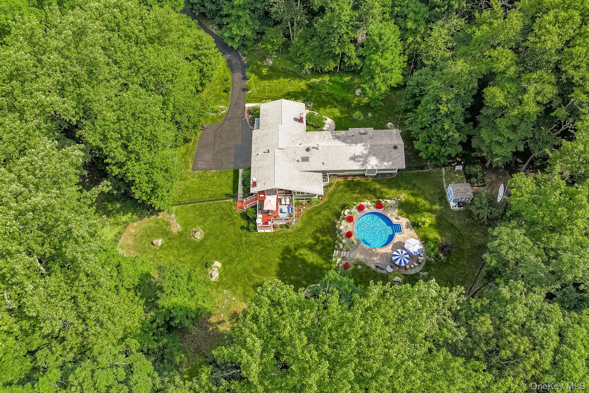 10 Longbow Road Suffern, NY 10901 - Photo 22 of 27