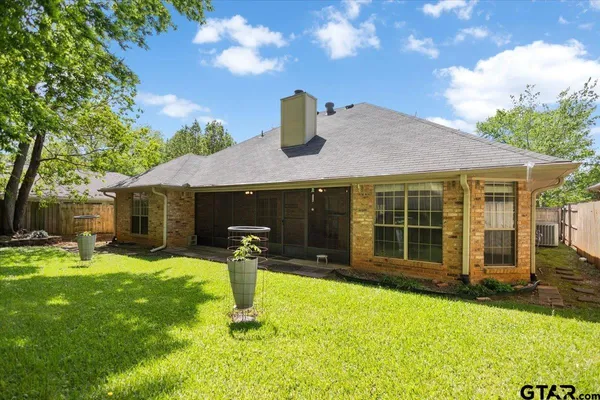 $259,000 | 2824 Crestview Avenue, Tyler, TX 75701