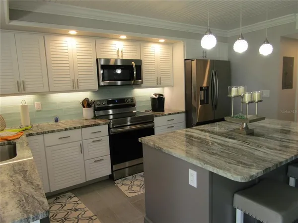 $4,200 | 999 Inlet Circle, Unit B104, Venice, FL 34285