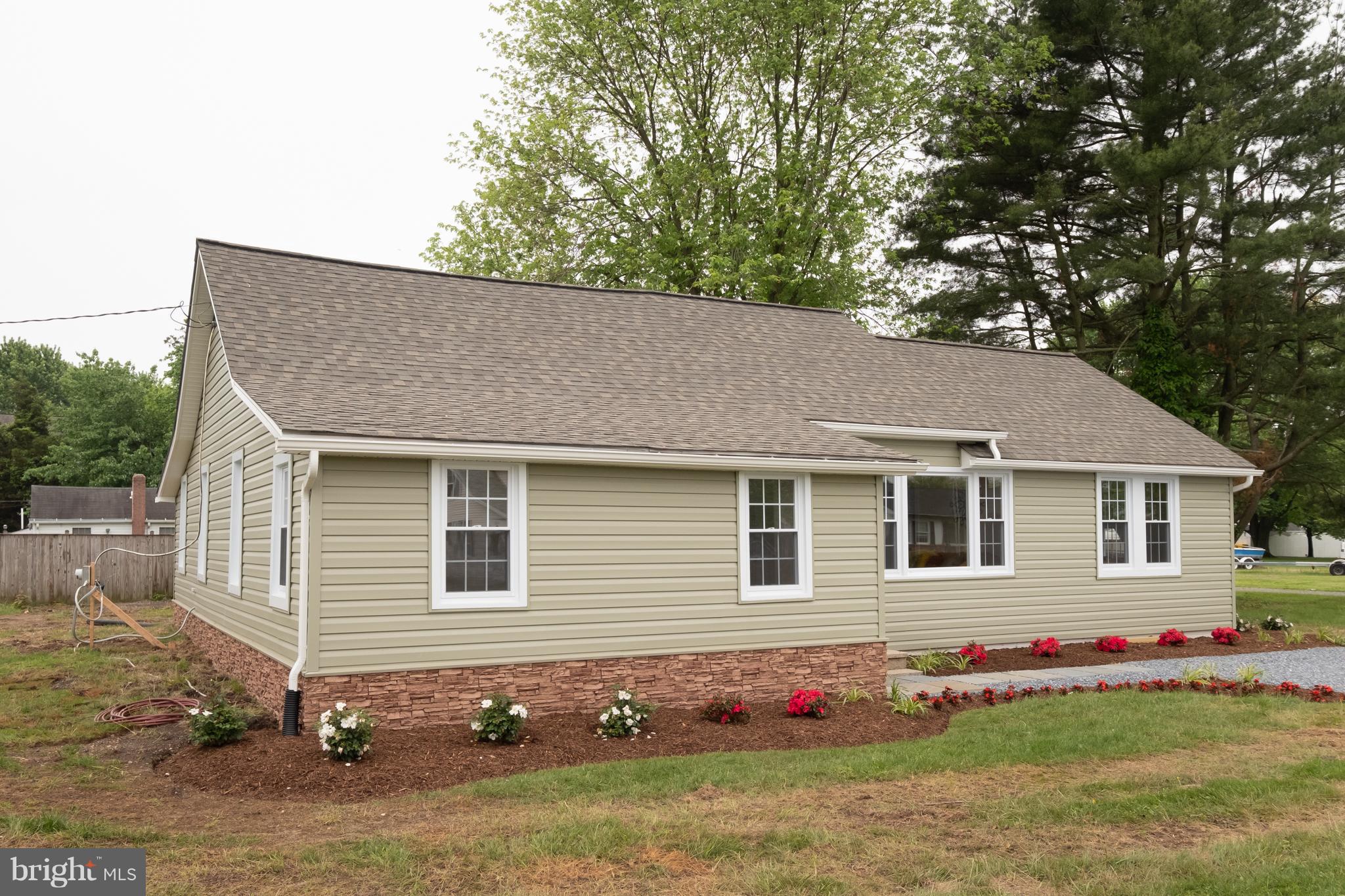 633 Deale Road Deale, MD 20751 - Photo 3 of 27 Exterior (Front)