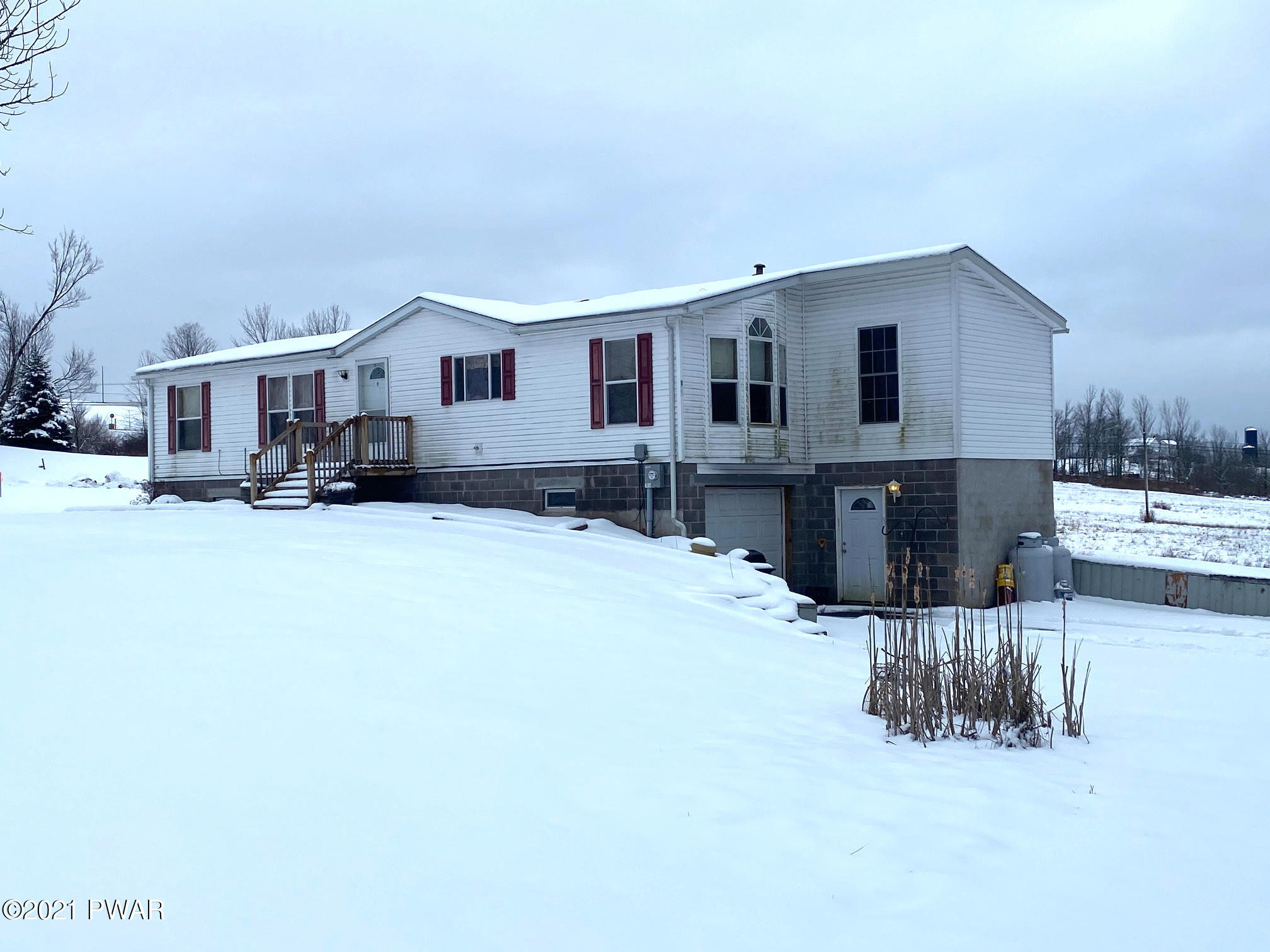 25 Bayly Road Honesdale, PA 18431 - Photo 1 of 14