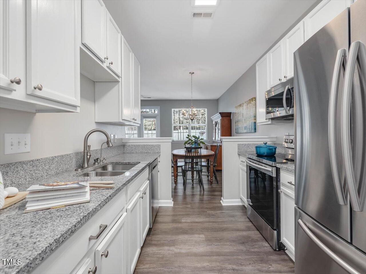 8329 Martello Lane Raleigh, NC 27613 - Photo 27 of 54 27-Kitchen