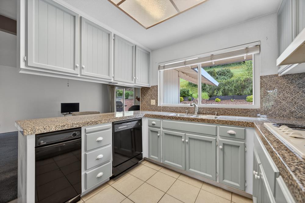 4071 Silver Street Rocklin, CA 95677 - Photo 12 of 70