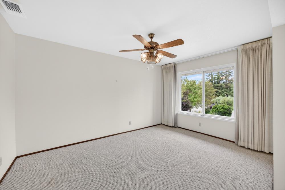 4071 Silver Street Rocklin, CA 95677 - Photo 20 of 70 an empty room with a window