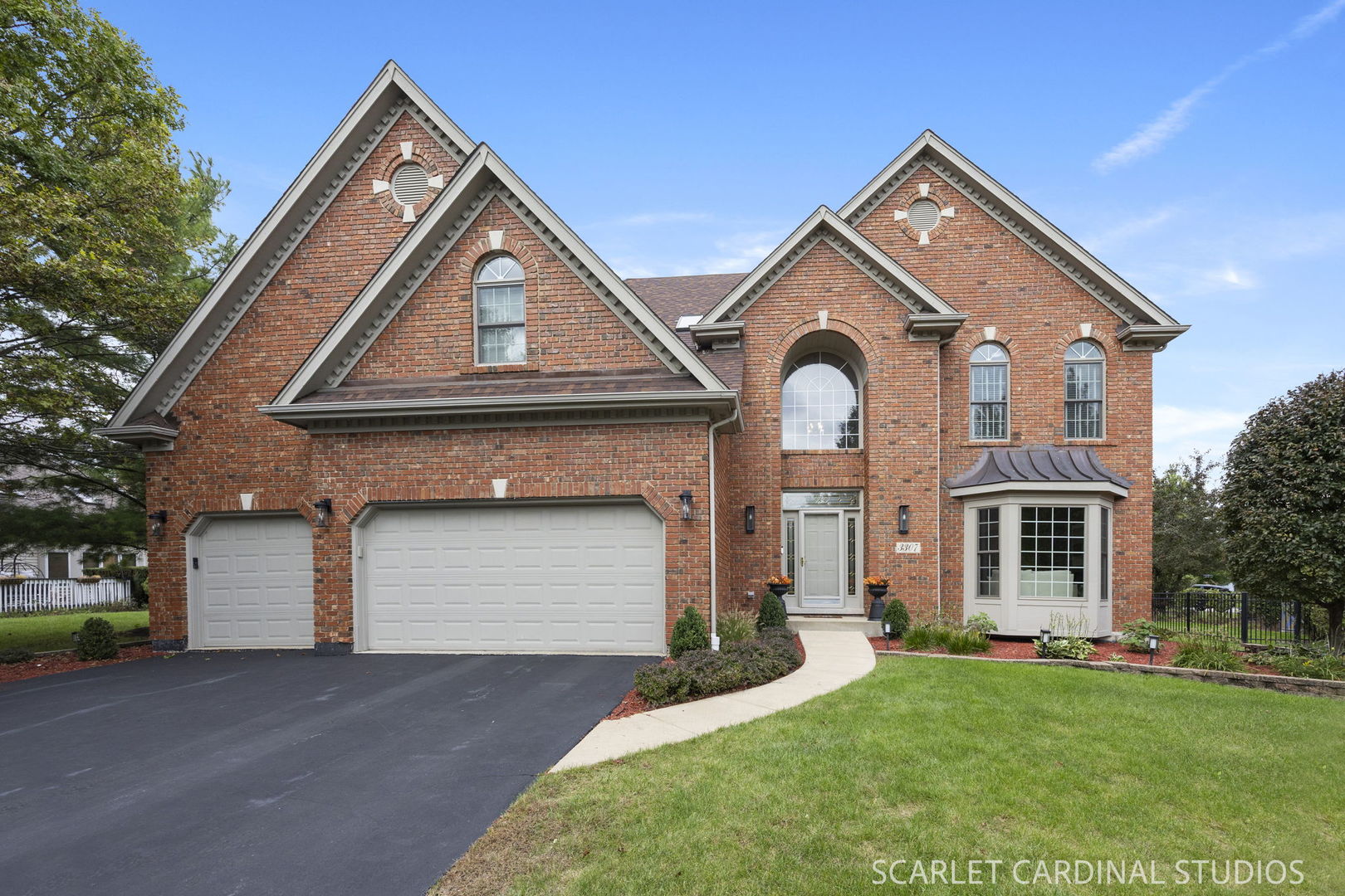 3307 Grassmere Road Naperville, IL 60564 - Photo 1 of 50 Gallery Image 1