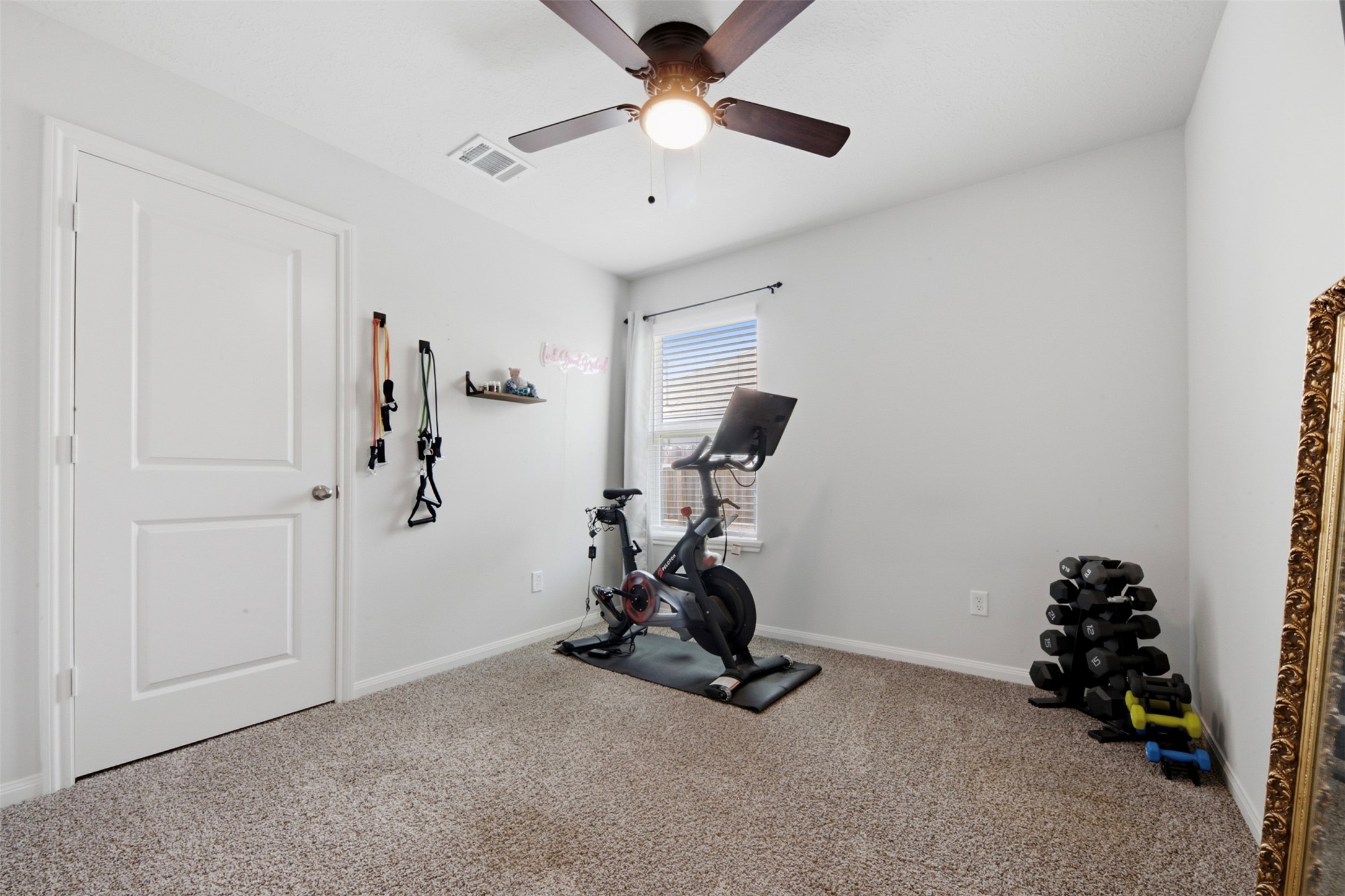 1523 22nd Street Hempstead, TX 77445 - Photo 17 of 26 Additional bedroom ideal for guests, children, or a home office.