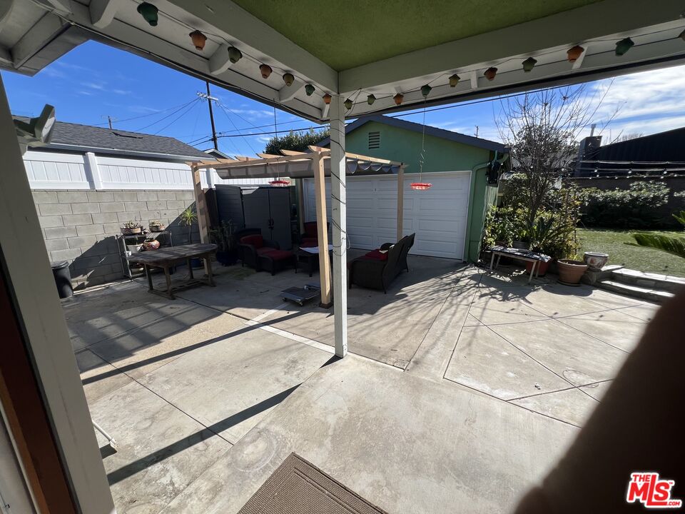 6484 Wynkoop Street Los Angeles, CA 90045 - Photo 20 of 26