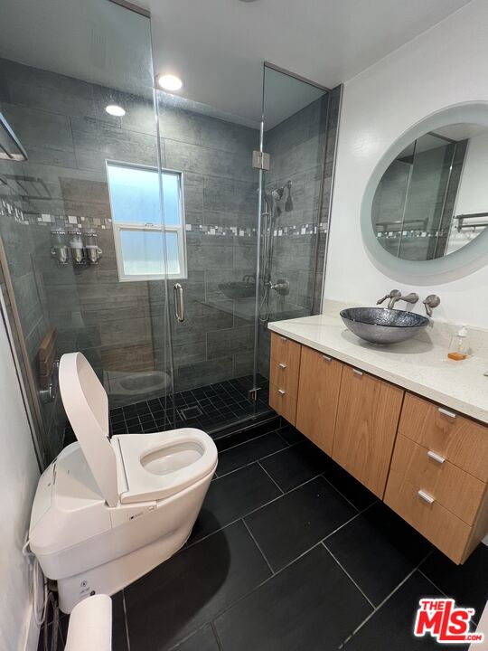 6484 Wynkoop Street Los Angeles, CA 90045 - Photo 8 of 26