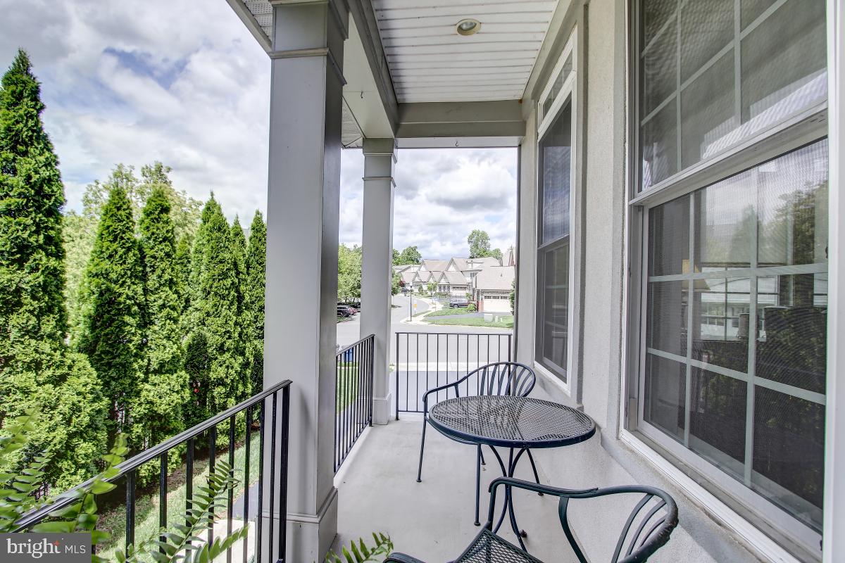 20379 Dunkirk Square Sterling, VA 20165 - Photo 2 of 45 front porch