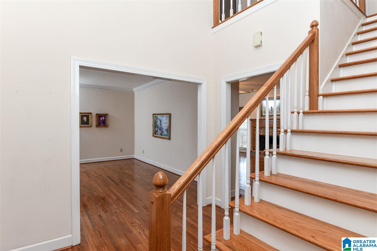 204 Newgate Circle Alabaster, AL 35007 - Photo 4 of 50