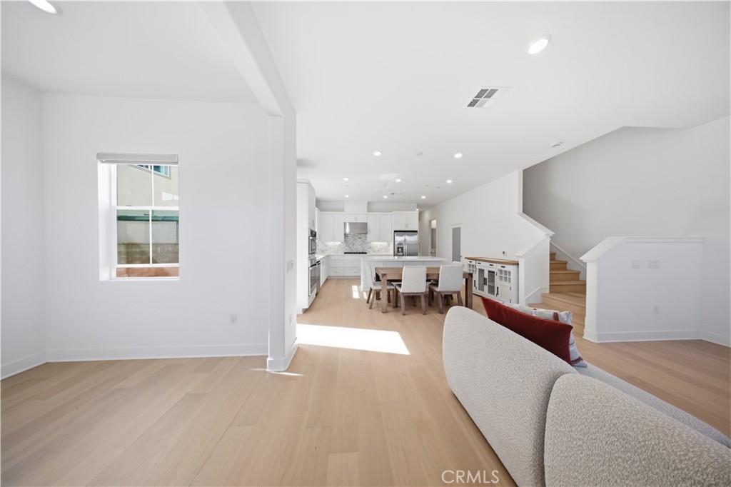 643 Gadwall Irvine, CA 92618 - Photo 10 of 40