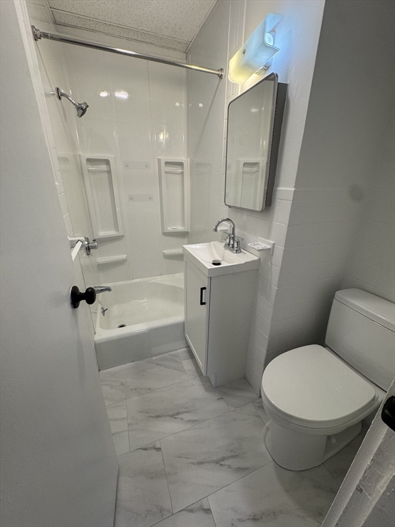 38 Spring Street, Unit 2R Somerville, MA 02143 - Photo 10 of 17