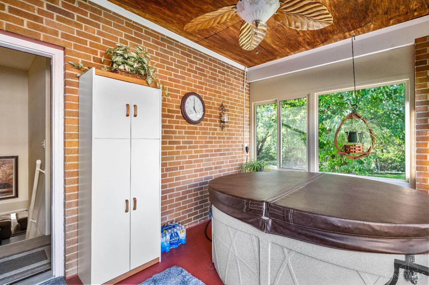 2291 Adams Road Cincinnati, OH 45231 - Photo 25 of 43 Gallery Image 25