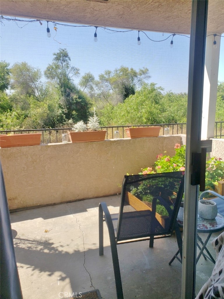 5094 Via Manos, Unit A Oceanside, CA 92057 - Photo 18 of 41