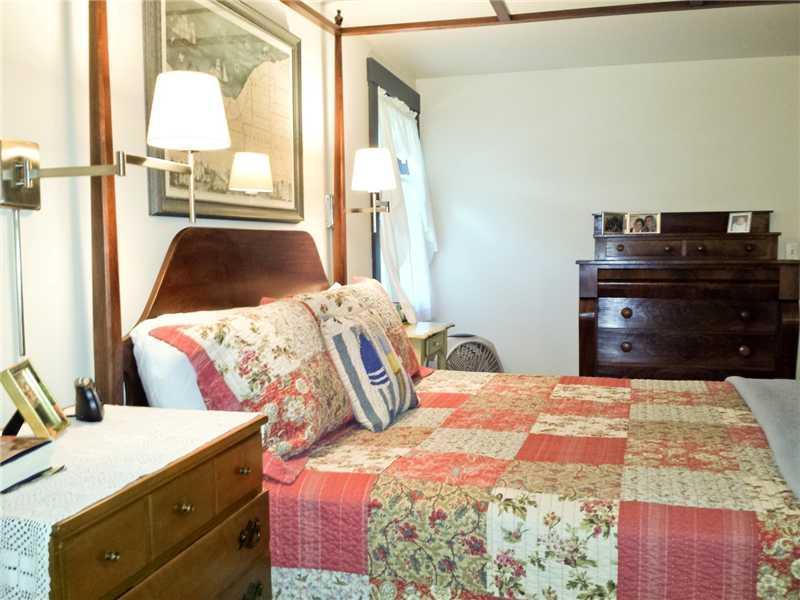206 Robinhood Road Georgetown, ME 04548 - Photo 12 of 22 Bedroom.