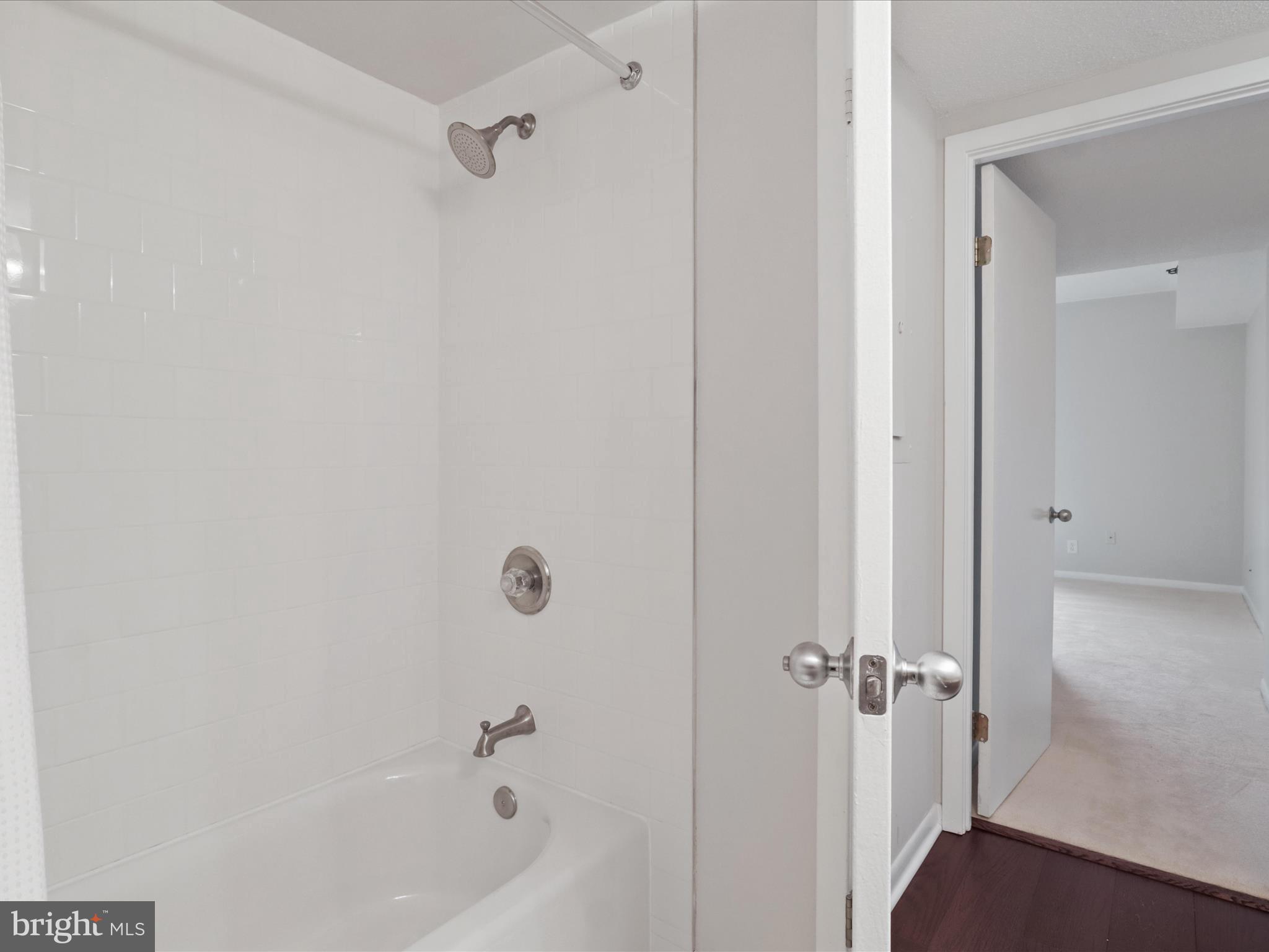 5505 Seminary Road, Unit 709N Falls Church, VA 22041 - Photo 13 of 37 Gallery Image 13