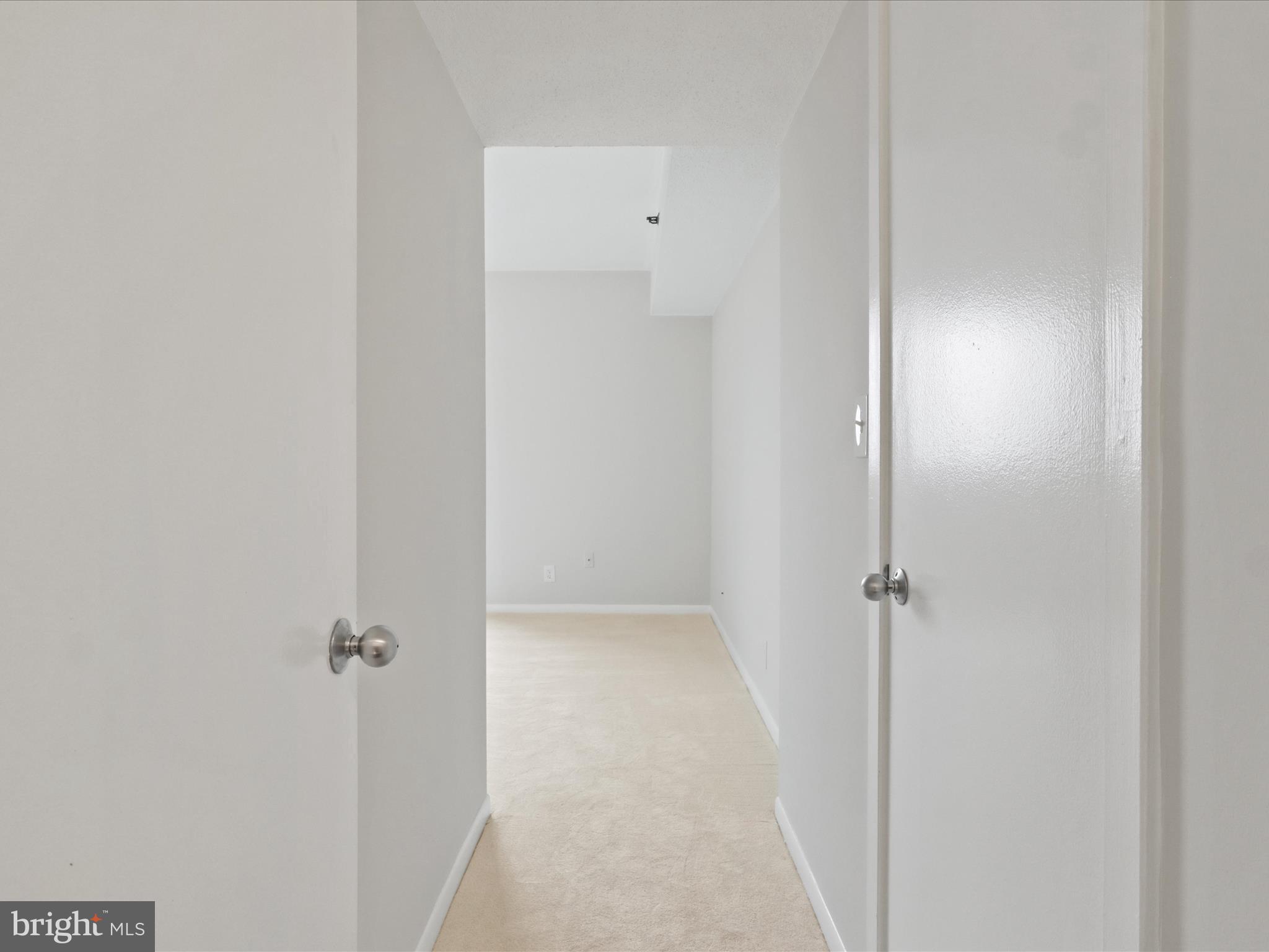 5505 Seminary Road, Unit 709N Falls Church, VA 22041 - Photo 16 of 37 Gallery Image 16