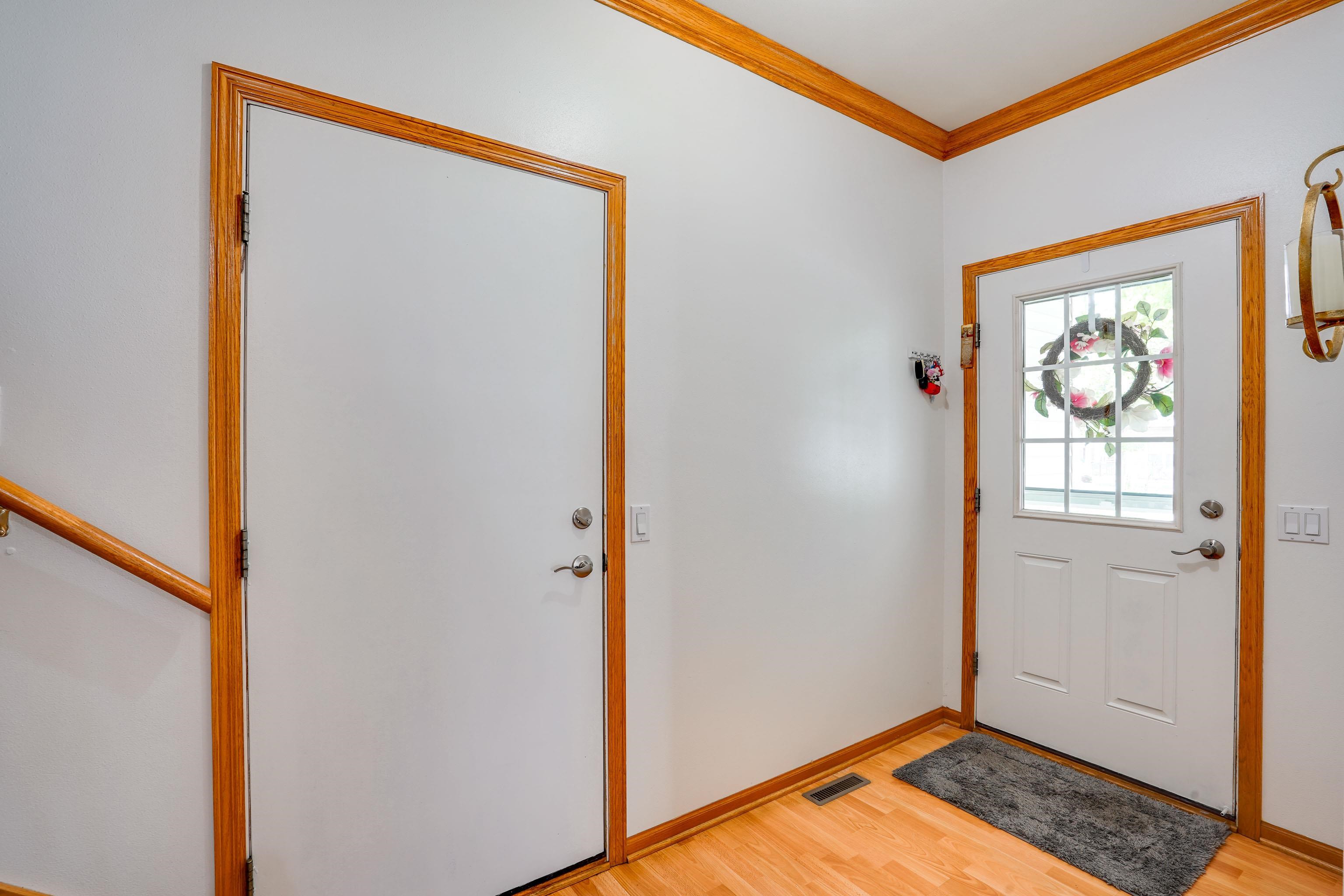 3833 Maple Grove Drive Madison, WI 53719 - Photo 4 of 51