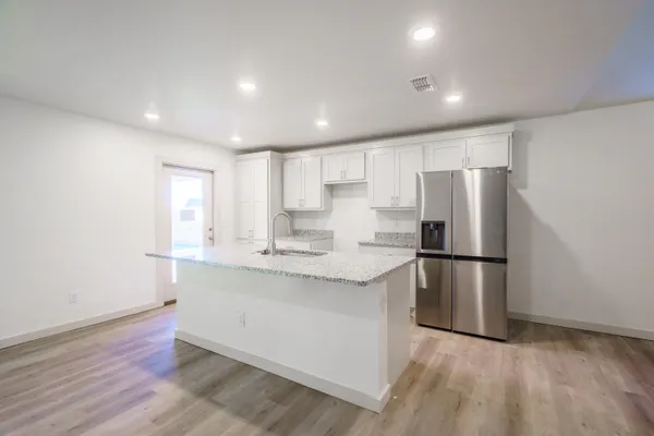 $1,599 | 308 East 76th Street, Lubbock, TX 79404