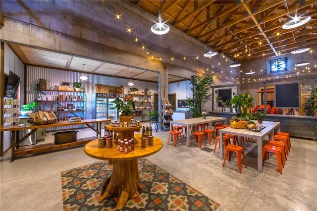 a view of a house with outdoor space