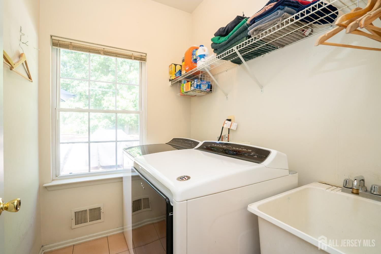 43 Putnam Road Monmouth Junction, NJ 08852 - Photo 19 of 55 Gallery Image 19