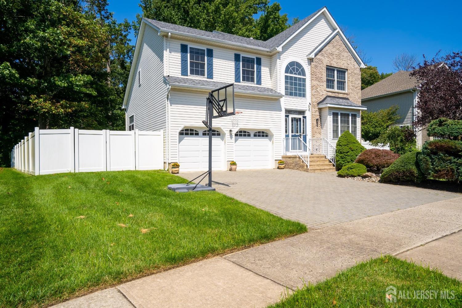 43 Putnam Road Monmouth Junction, NJ 08852 - Photo 2 of 55 Gallery Image 2