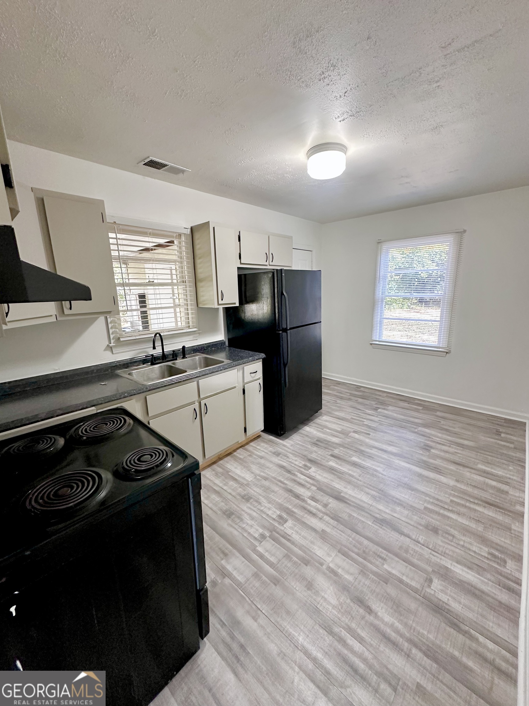 108 Smith Place Warner Robins, GA 31093 - Photo 6 of 15