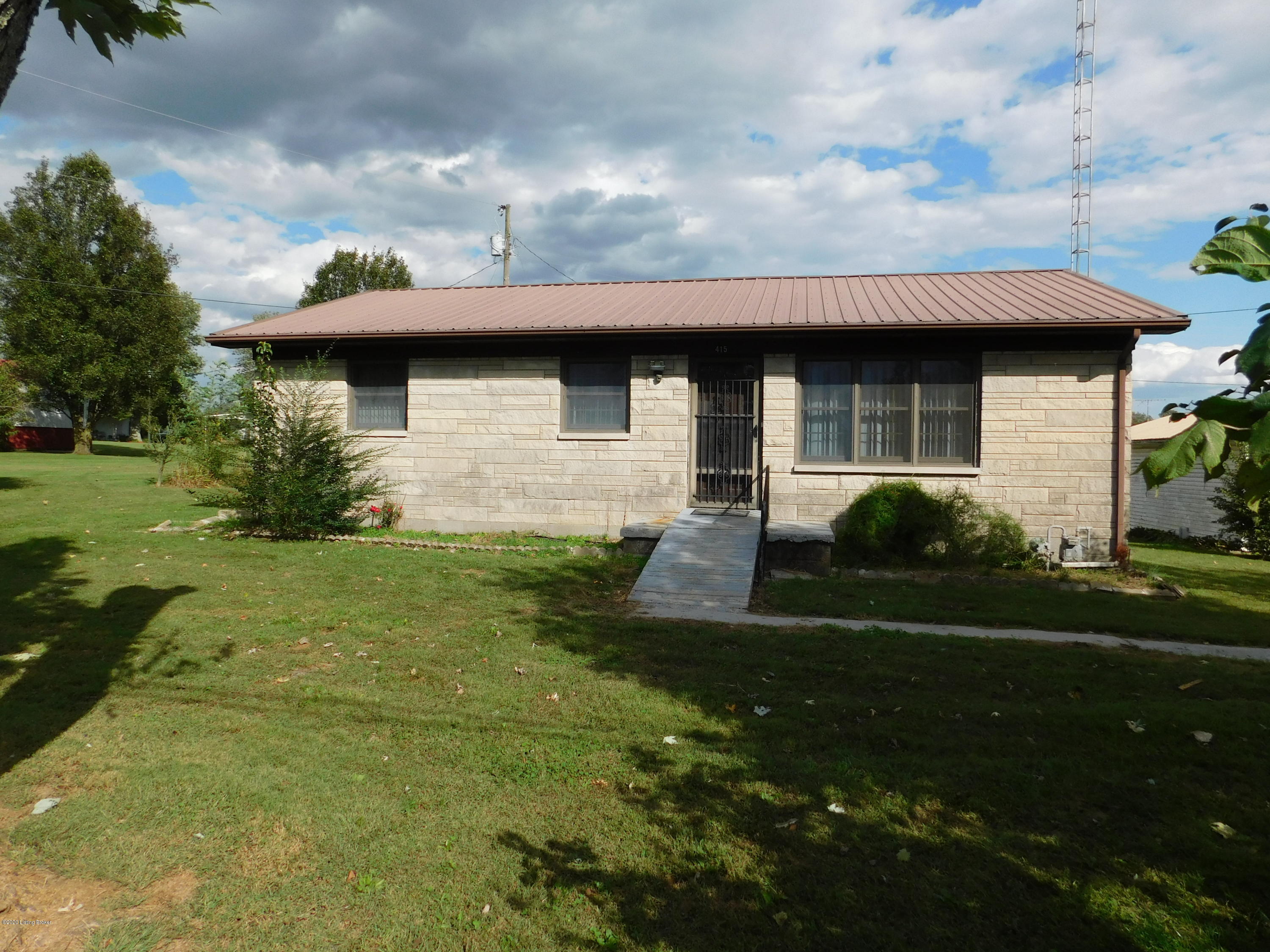 415 Peonia Road Clarkson, KY 42726 - Photo 1 of 5 Front View