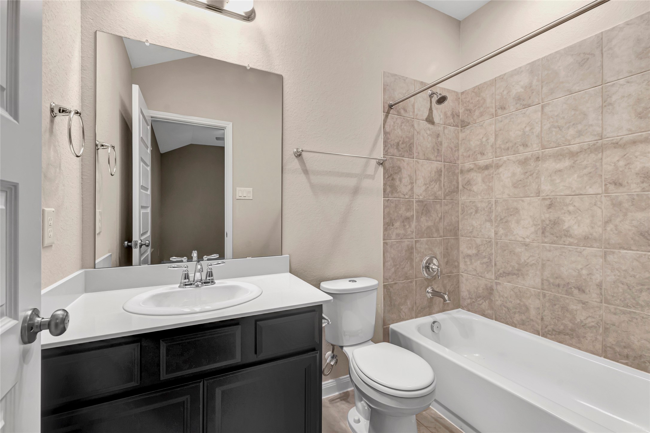 2702 Chancellor Rosenberg, TX 77471 - Photo 26 of 30 Photo is not of the actual home, but is an inspirational photo of builder’s model home and may depict options, furnishings, and/or decorator features that are not included