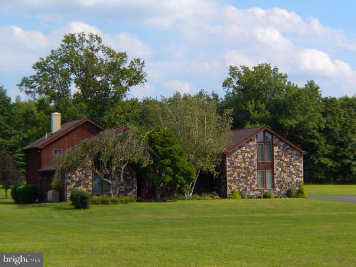 5976 Bradshaw Road Pipersville, PA 18947 - Photo 3 of 13