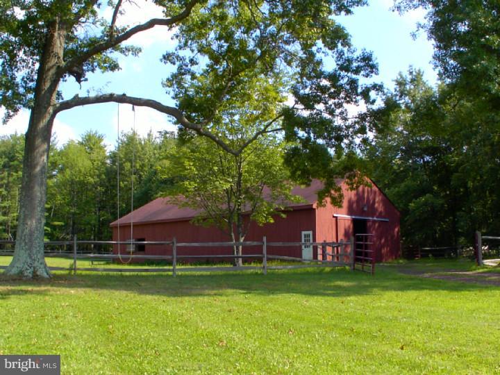 5976 Bradshaw Road Pipersville, PA 18947 - Photo 9 of 13