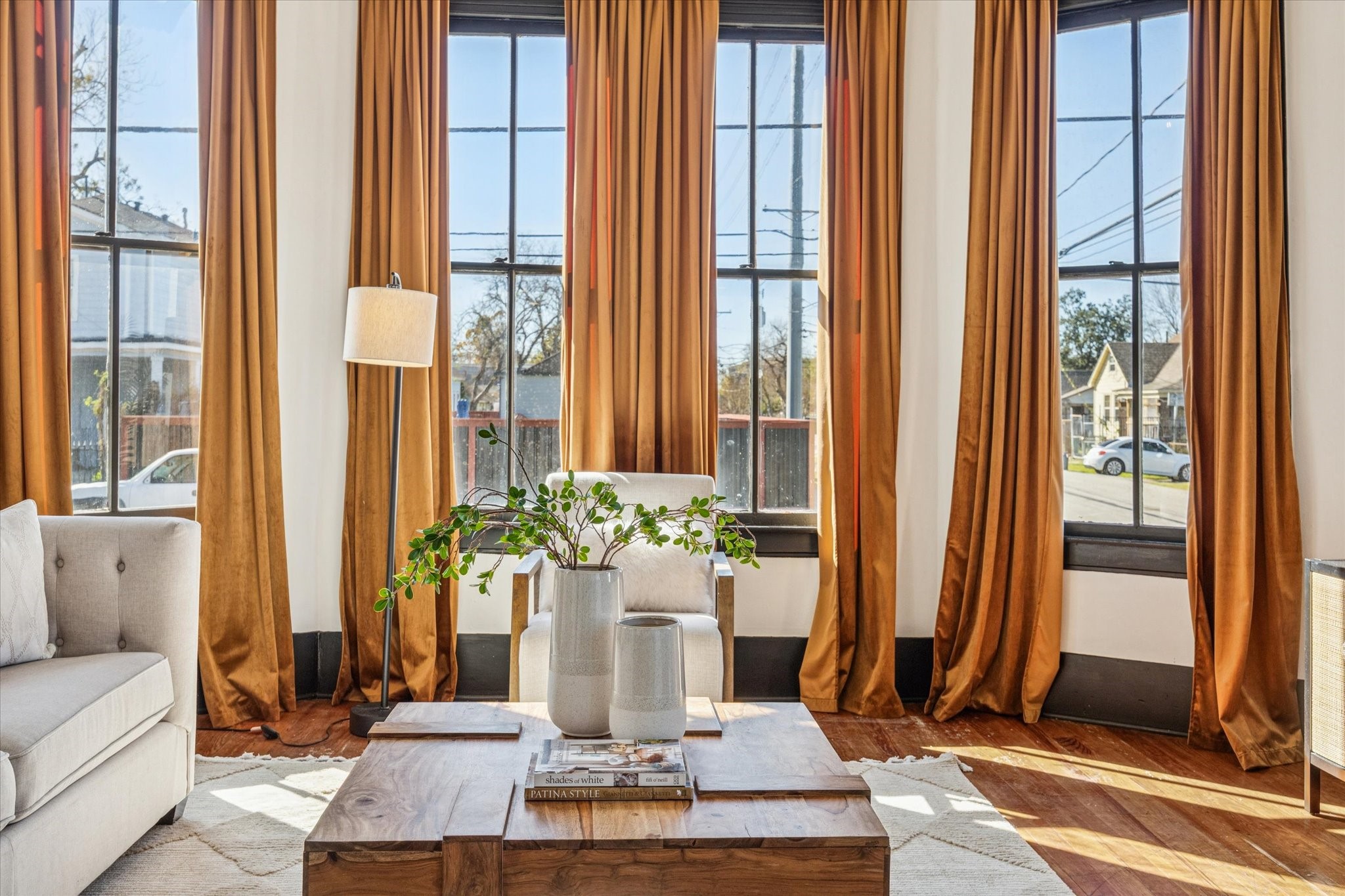 1920 Fulton Street Houston, TX 77009 - Photo 12 of 39 a view of a living room and a window