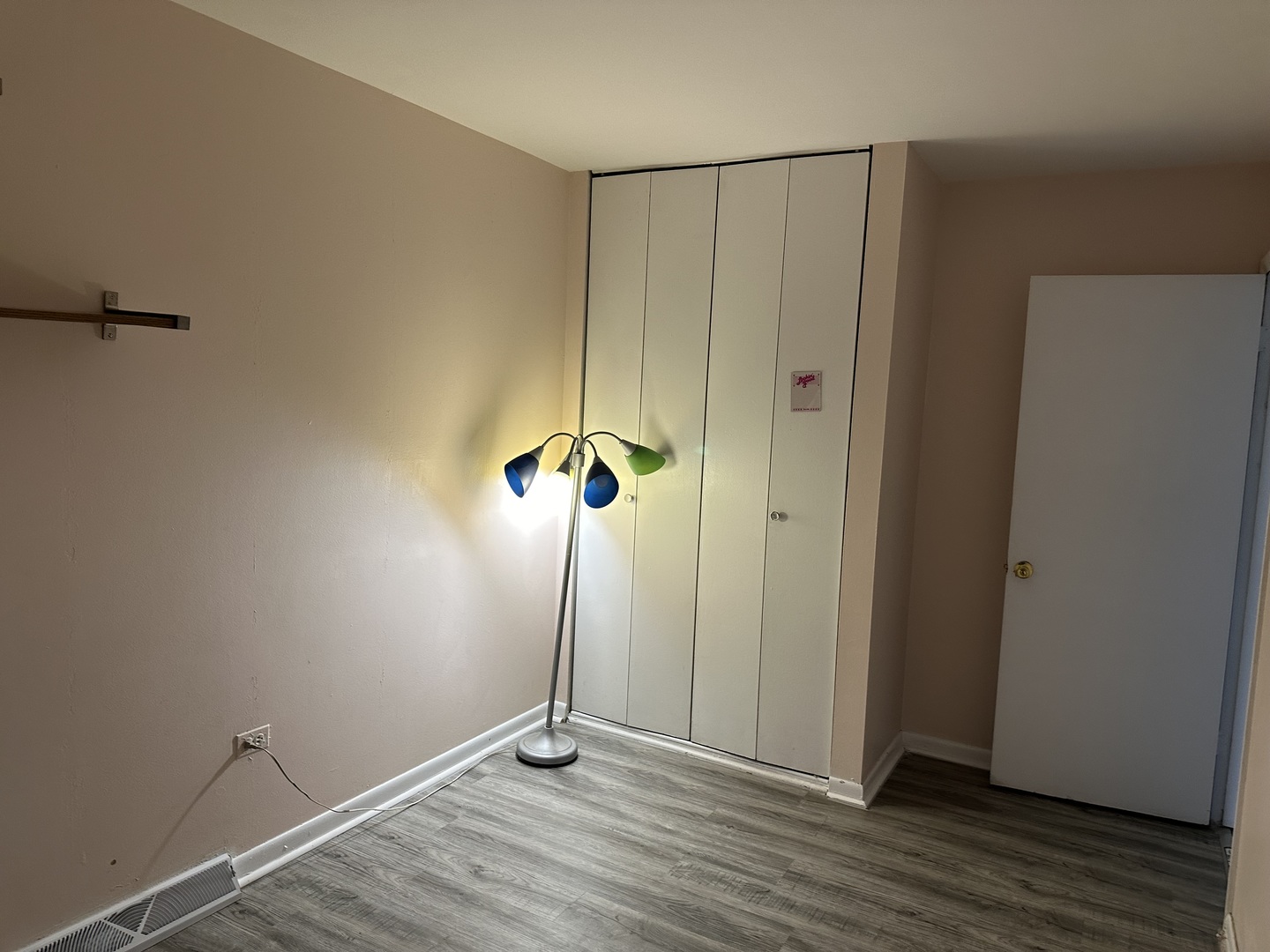 1876 Mannheim Road Des Plaines, IL 60018 - Photo 12 of 19 a view of a room with wooden floor