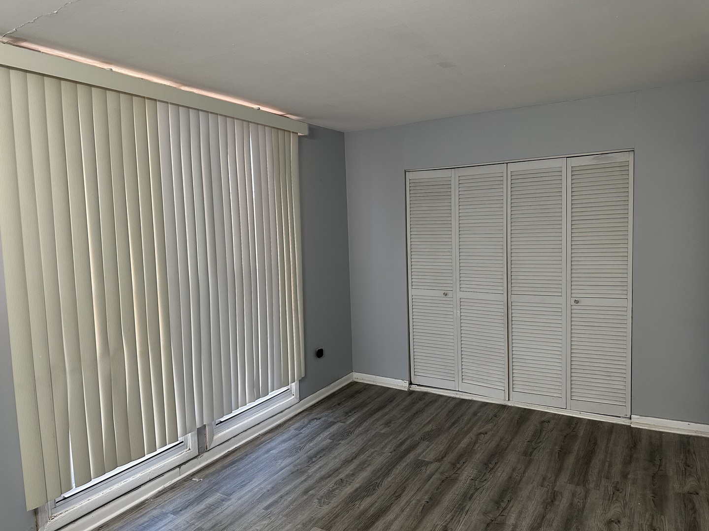 1876 Mannheim Road Des Plaines, IL 60018 - Photo 10 of 19 a view of wooden floor in a room