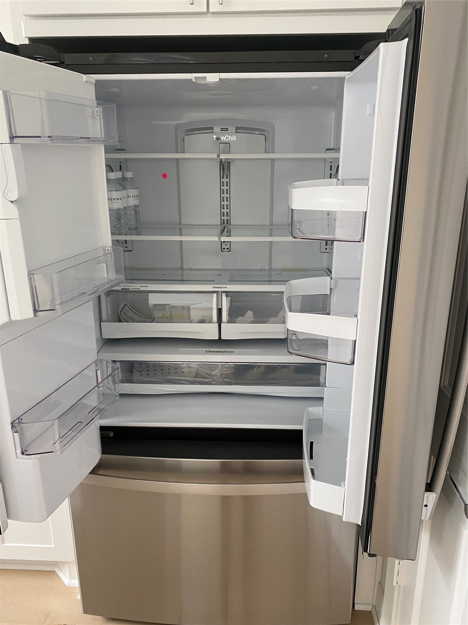 4619 Maxie Street Houston, TX 77007 - Photo 27 of 45 a view of closet