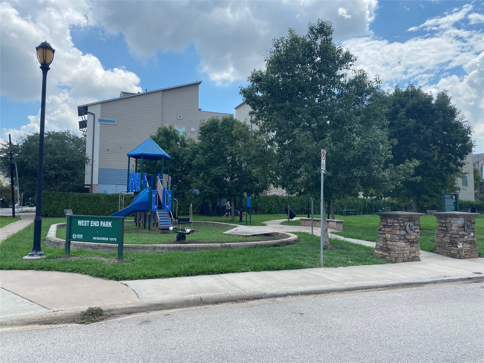 4619 Maxie Street Houston, TX 77007 - Photo 44 of 45 a childrens park with lots of trees and plants