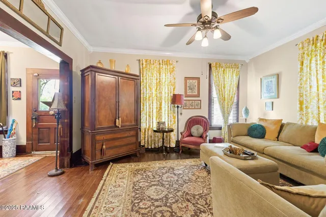 $269,500 | 125 East 8th Street, Crowley, LA 70526