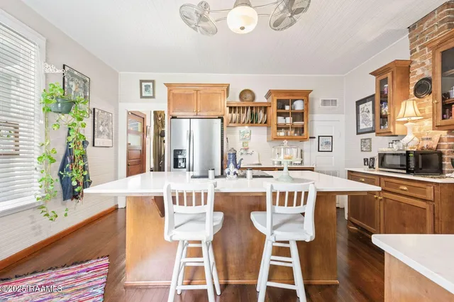 $269,500 | 125 East 8th Street, Crowley, LA 70526