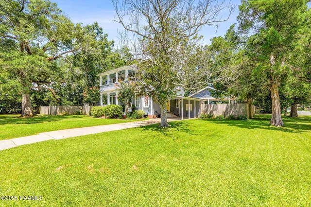 $269,500 | 125 East 8th Street, Crowley, LA 70526