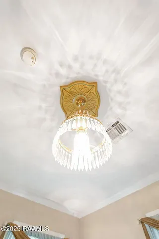 $269,500 | 125 East 8th Street, Crowley, LA 70526