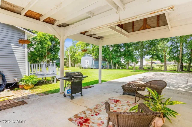 $269,500 | 125 East 8th Street, Crowley, LA 70526