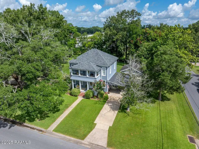 $269,500 | 125 East 8th Street, Crowley, LA 70526