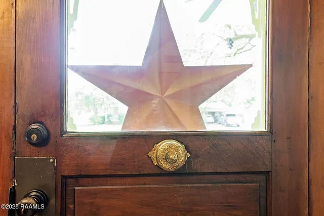 $269,500 | 125 East 8th Street, Crowley, LA 70526